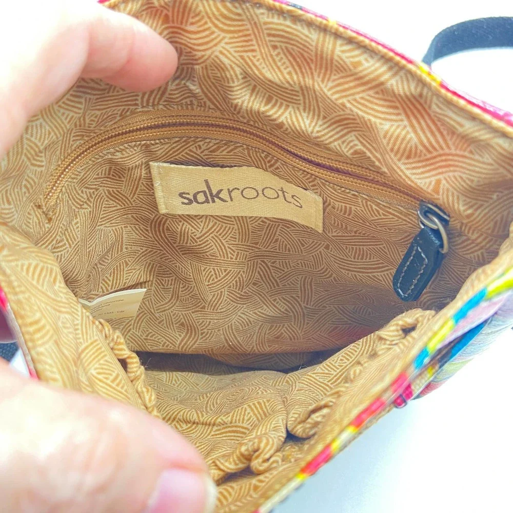 Sakroots handbag purse Multi color Small Size many compartments crossbody - Picture 9 of 11